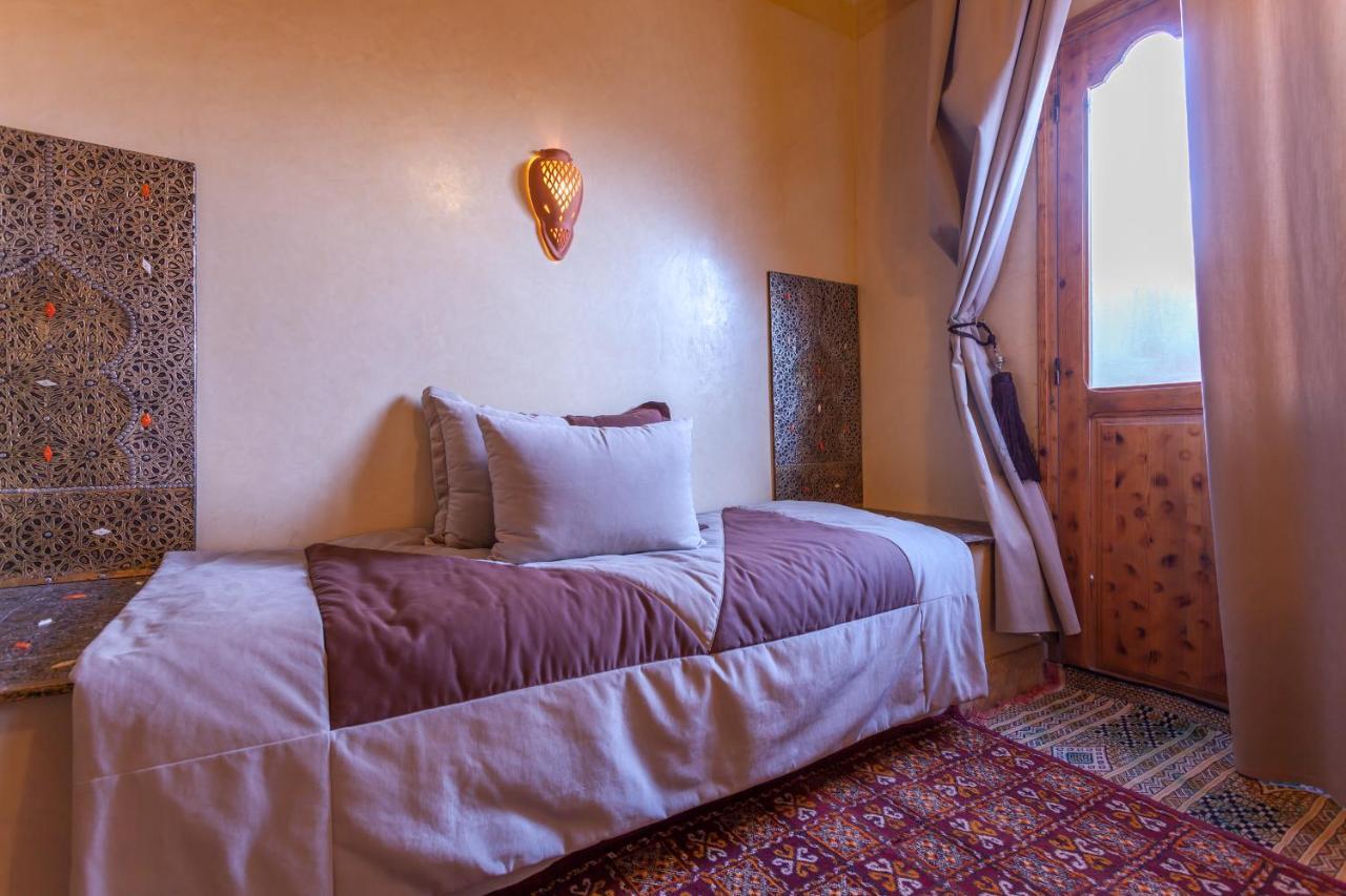 Bed and Breakfast Kasbah Tizzarouine Boumalne Exterior foto