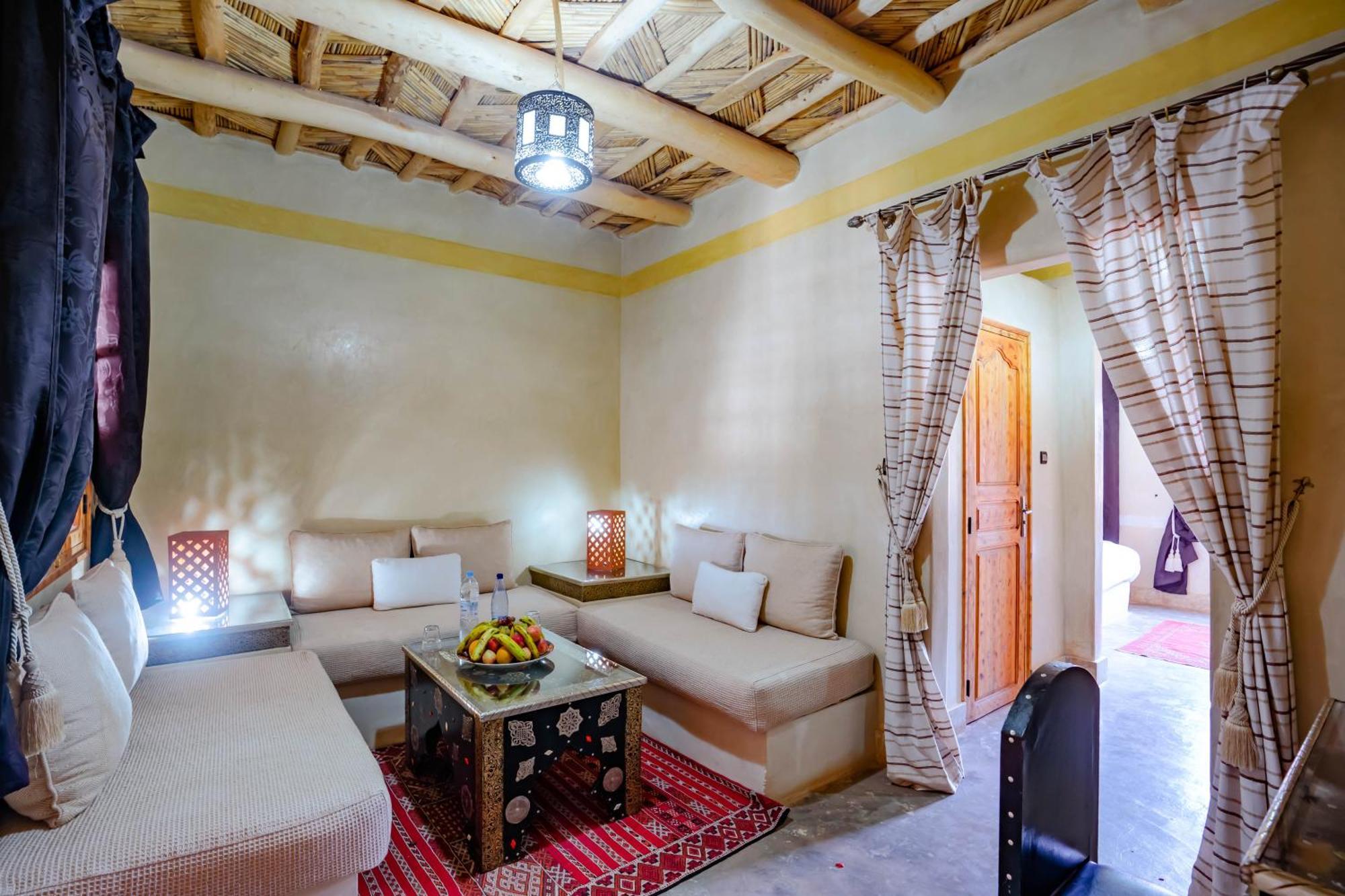 Bed and Breakfast Kasbah Tizzarouine Boumalne Exterior foto