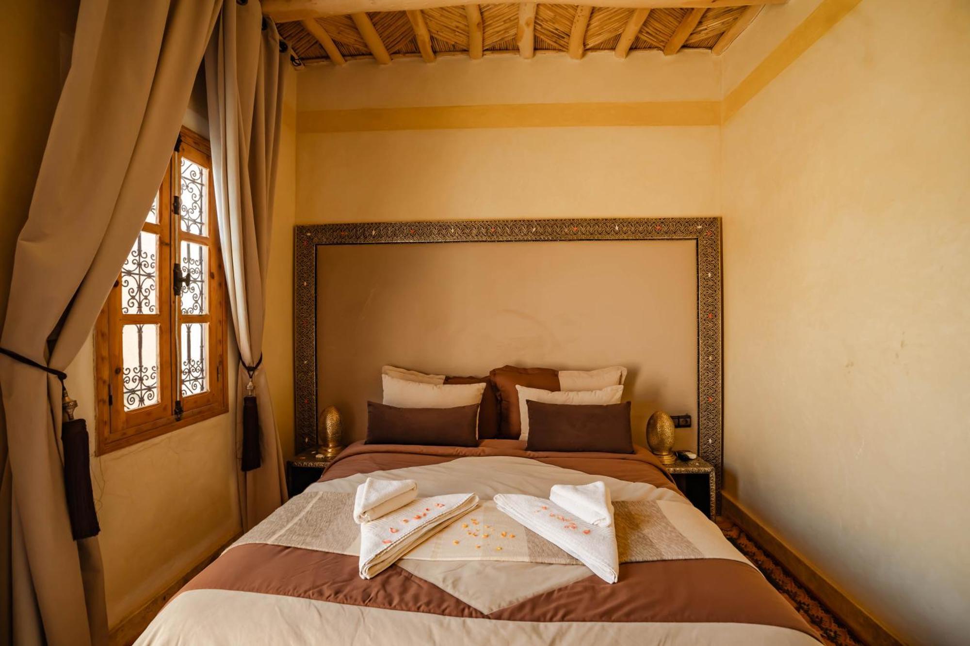 Bed and Breakfast Kasbah Tizzarouine Boumalne Exterior foto