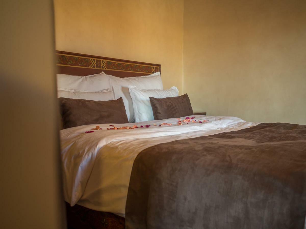 Bed and Breakfast Kasbah Tizzarouine Boumalne Exterior foto